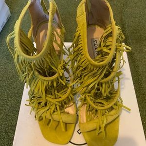Suede Lime Green Fringe Steve Madden Heel Size 8.5